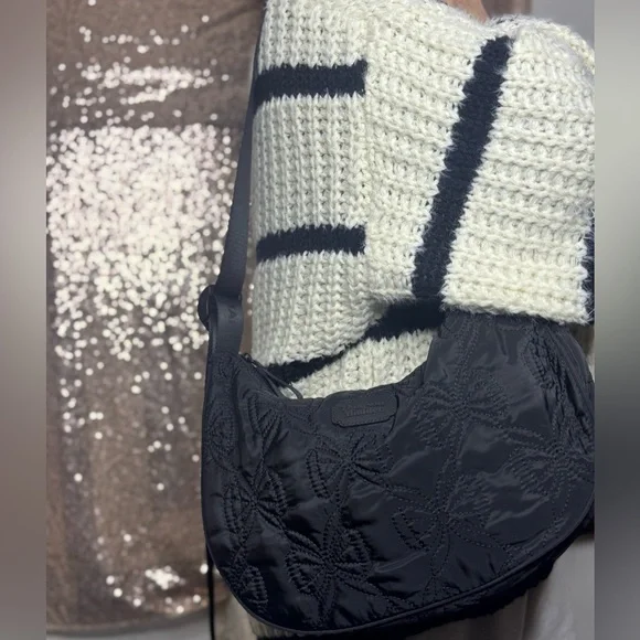 Damson Madder Crescent Bow-embroidered Satin Shoulder Bag - Picture 7 of 9